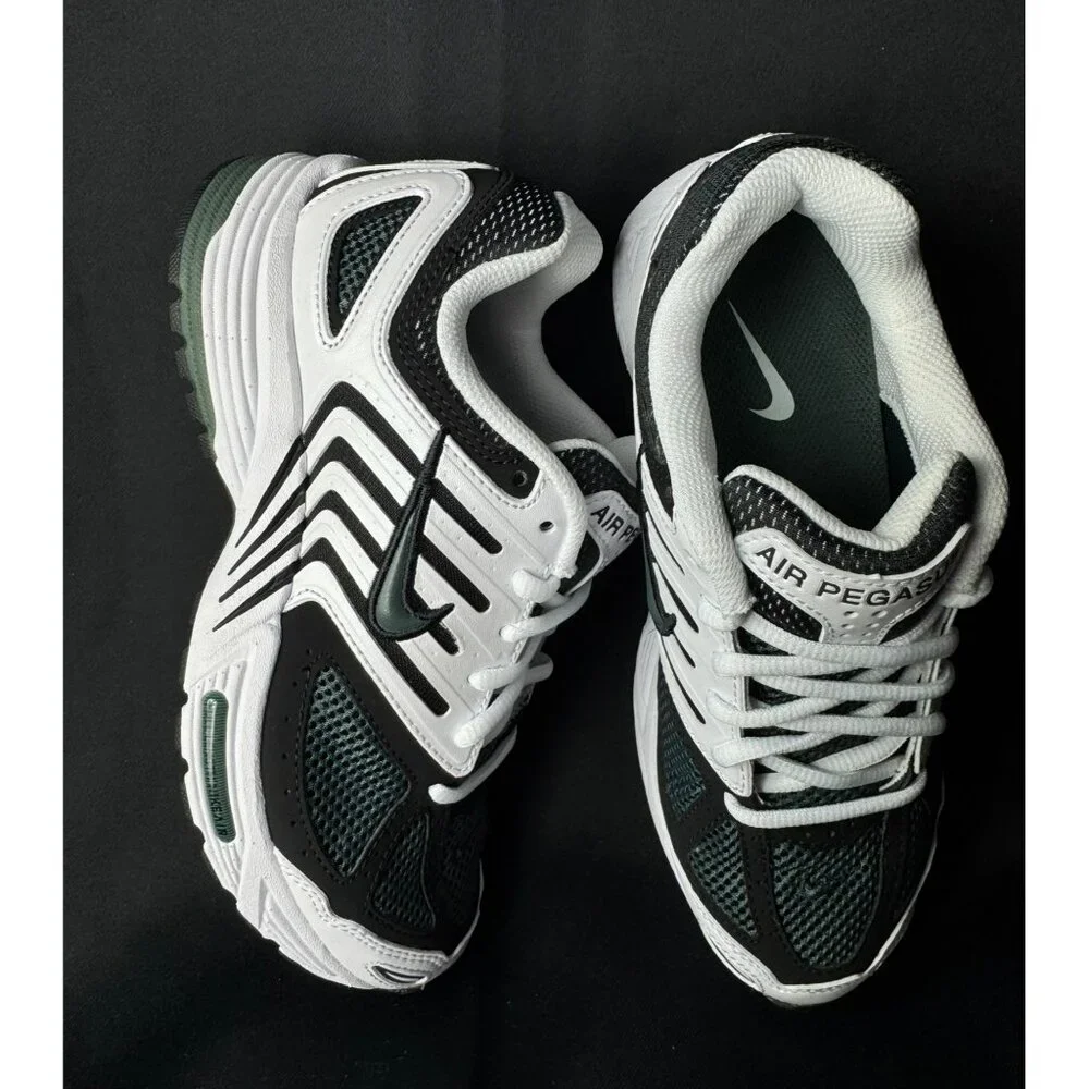 H105- SIZE 6 WOMENS NIKE AIR PEGASUS 2005 WHITE/VINTAGE GREEN-BLACK HQ5718 102 - Picture 9 of 10